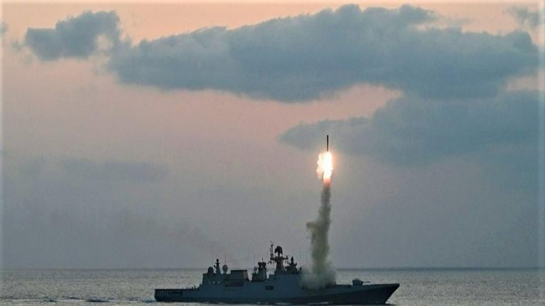 Indian Navy: దేనికైనా రెడీ.. యాంటీ షిప్‌ మిసైల్స్‌ను పరీక్షించిన భారత నౌకాదళం!