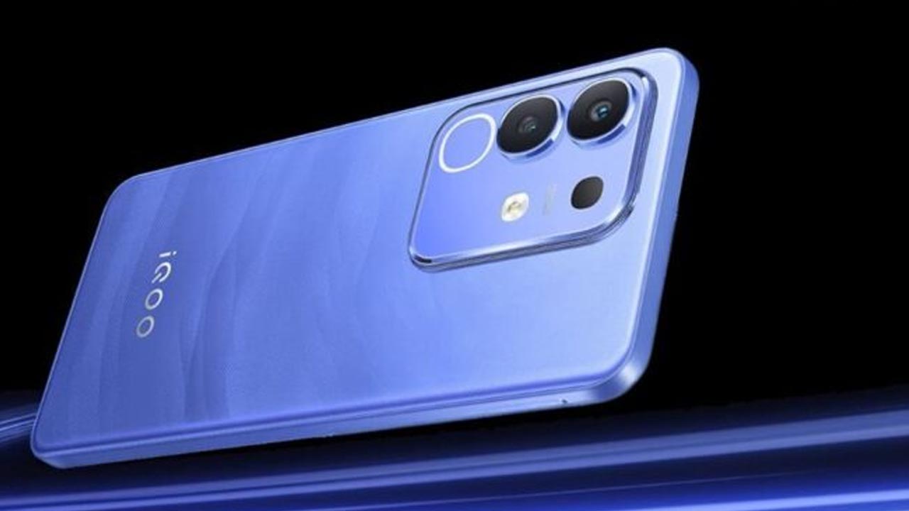 Upcoming phones: పవర్ ఫుల్ ఫీచర్లతో రిలీజ్ కు రెడీ అవుతున్న బ్రాండెడ్ స్మార్ట్ ఫోన్స్ ఇవే