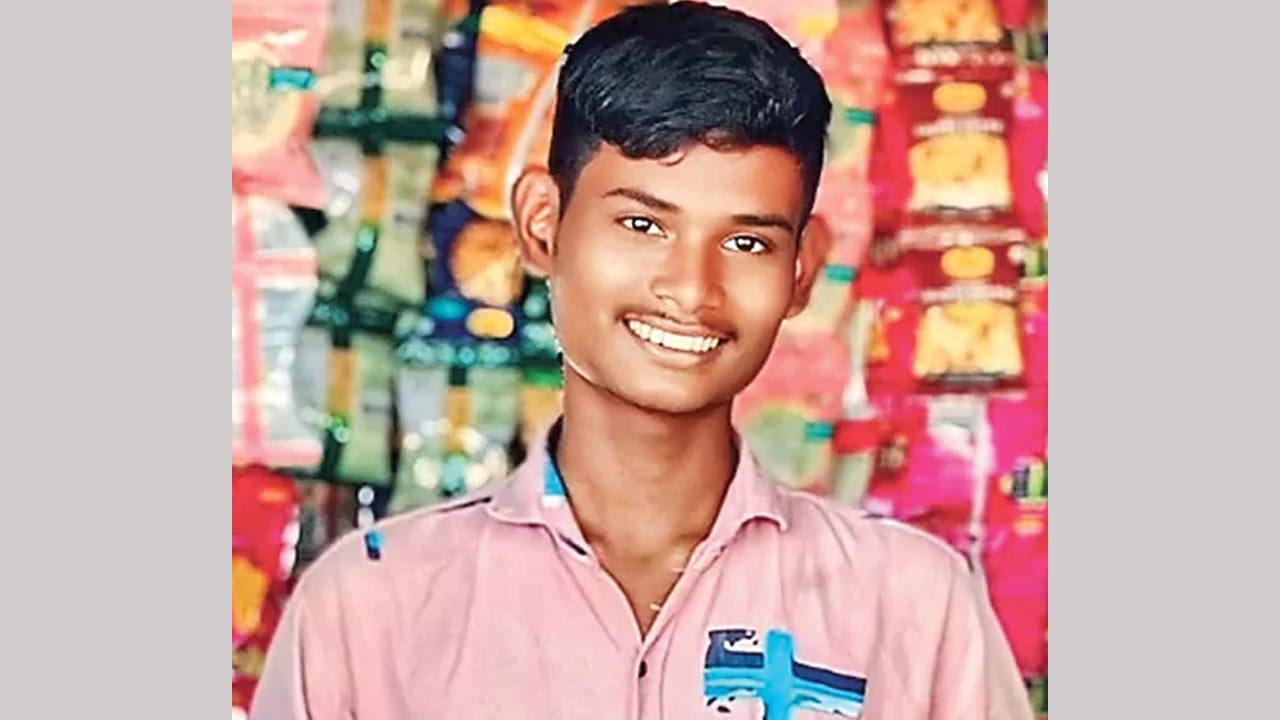 Kumuram Bheem Asifabad: అమానవీయ ఘటన.. విద్యుత్ షాక్ తో మృతి చెందిన కుమారుడు.. మృత దేహాన్ని నదిలో పడేసిన తండ్రి