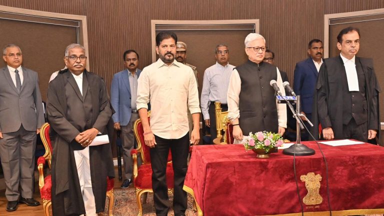 Telangana : లోకాయుక్త, ఉపలోకాయుక్త ప్రమాణస్వీకారం