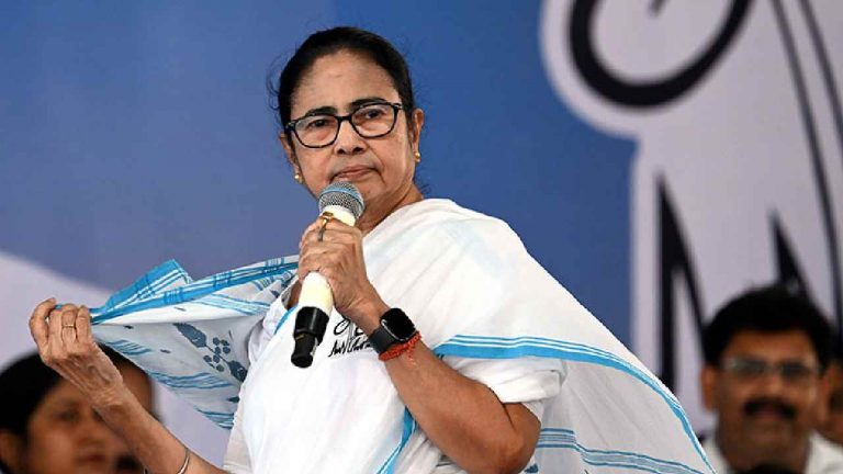 Mamata Banerjee: నన్ను టార్గెట్ చేస్తే, దేశాన్ని షేక్ చేస్తా.. బీజేపీకి మమతా వార్నింగ్..