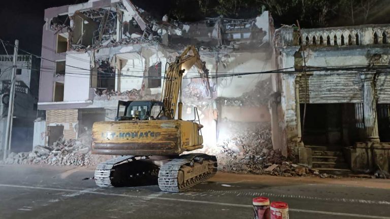 Old City Metro : ఓల్డ్‌ సిటీలో మెట్రో కారిడార్‌లో జోరు.. స్థల సేకరణ పనులు ముమ్మరం