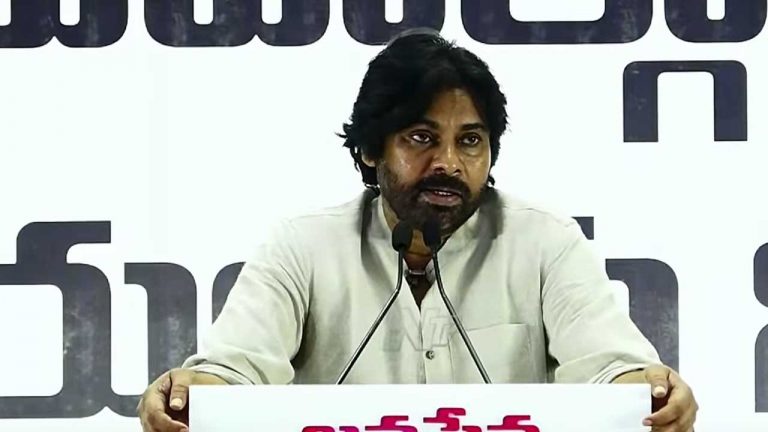 Deputy CM Pawan Kalyan: అలా అయితే భారత్‌ను వదిలి పాక్‌కు వెళ్లిపోండి.. పవన్‌ కల్యాణ్‌ సీరియస్‌ వార్నింగ్‌..