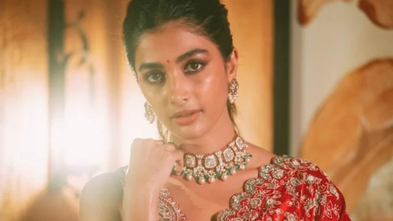 Pooja Hegde :  శ్రీకాళహస్తిలో పూజాహెగ్డే  రాహుకేతువు పూజలు