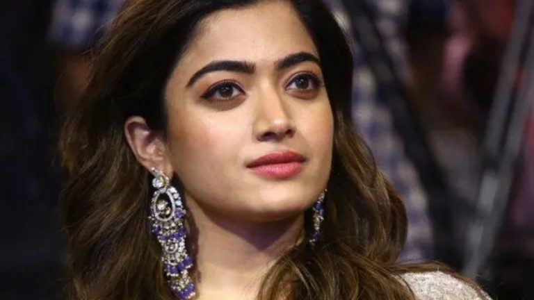 Rashmika : ఆ విషయంలో హీరోల బాటలో నడుస్తున్న రష్మిక..