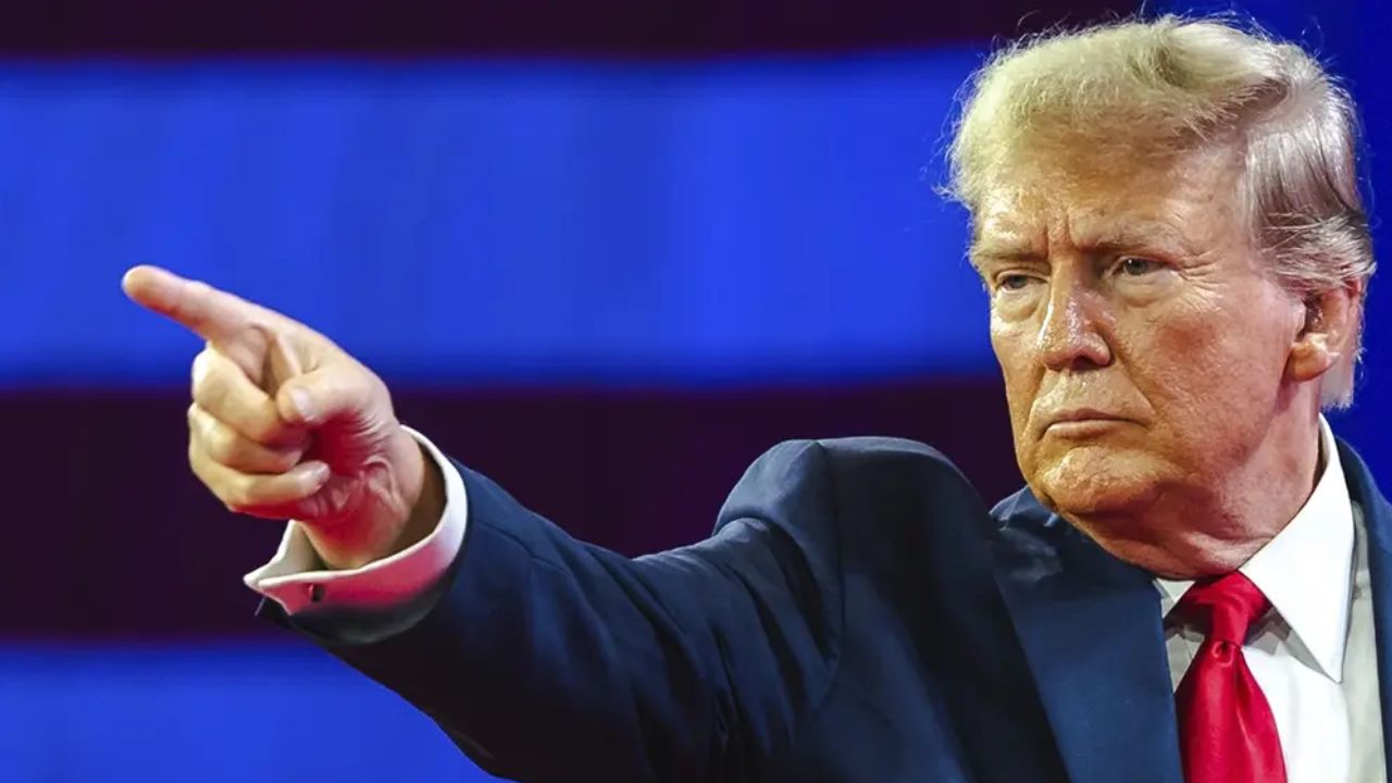 Donald Trump: ట్రంప్ దెబ్బకు ఫార్మా ఇండస్ట్రీ విలవిల!