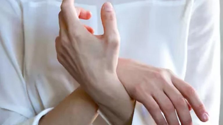 Health Tips: ఈ ఫుడ్స్ తో నరాల బలహీనత మాయం..