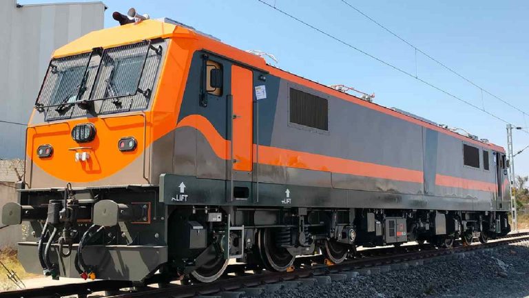 PM Modi: “9000 హెచ్‌పీ బాహుబలి లోకోమోటివ్”.. మోడీ చేతుల మీదుగా ప్రారంభం..