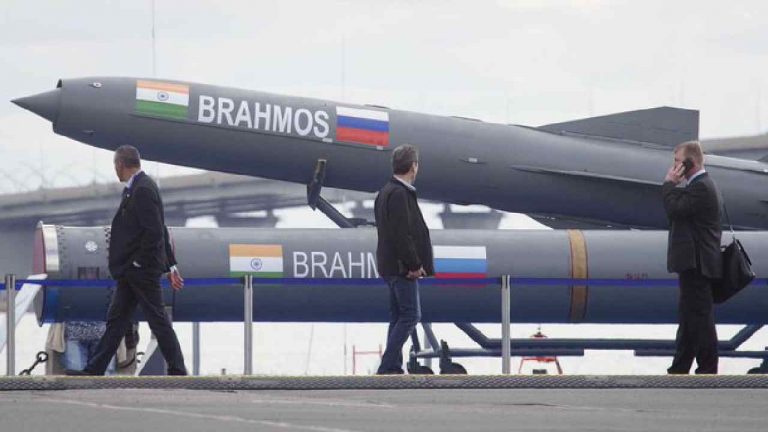 BrahMos missile: అడ్వాన్సుడ్” బ్రహ్మోస్ మిస్సైల్” తయారీ కోసం భారత్, రష్యా చర్చలు..