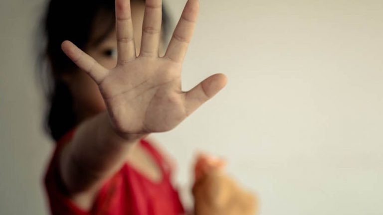 Child Abuse: మానవత్వం మంటగలిపే ఘటన.. ఆరేళ్ల బాలికపై లైంగికదాడి..!