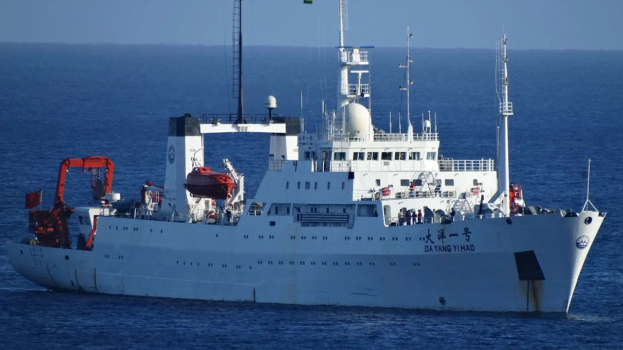 China’s Spy Ship: పాకిస్థాన్‌తో ఉద్రిక్తతలు.. భారత్‌ సమీపంలో చైనా గూఢచారి నౌక..