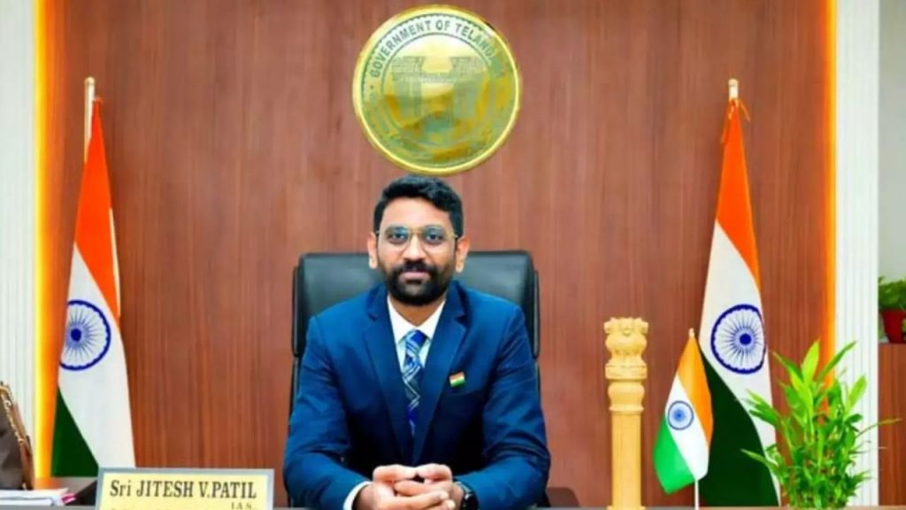 Collector Jitesh V Patil