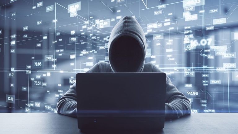 Cyber Fraud : ఫేస్‌బుక్ మోసం.. 70 ఏళ్ల రిటైర్డ్ ఉద్యోగికి రూ.38 లక్షల చీటింగ్