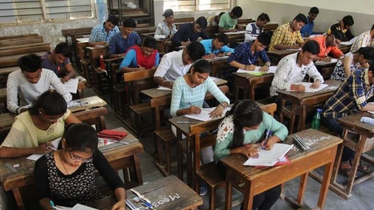 Alert : కాకతీయ వర్సిటీలో డిగ్రీ, పీజీ పరీక్షలు వాయిదా