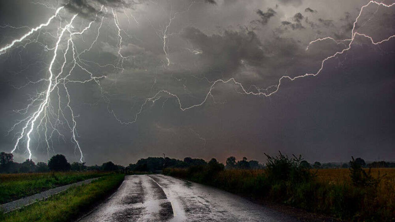 IMD Warning: పలు రాష్ట్రాలకు అతి భారీ వర్ష సూచన.. ఏఏ రాష్ట్రాలంటే..!