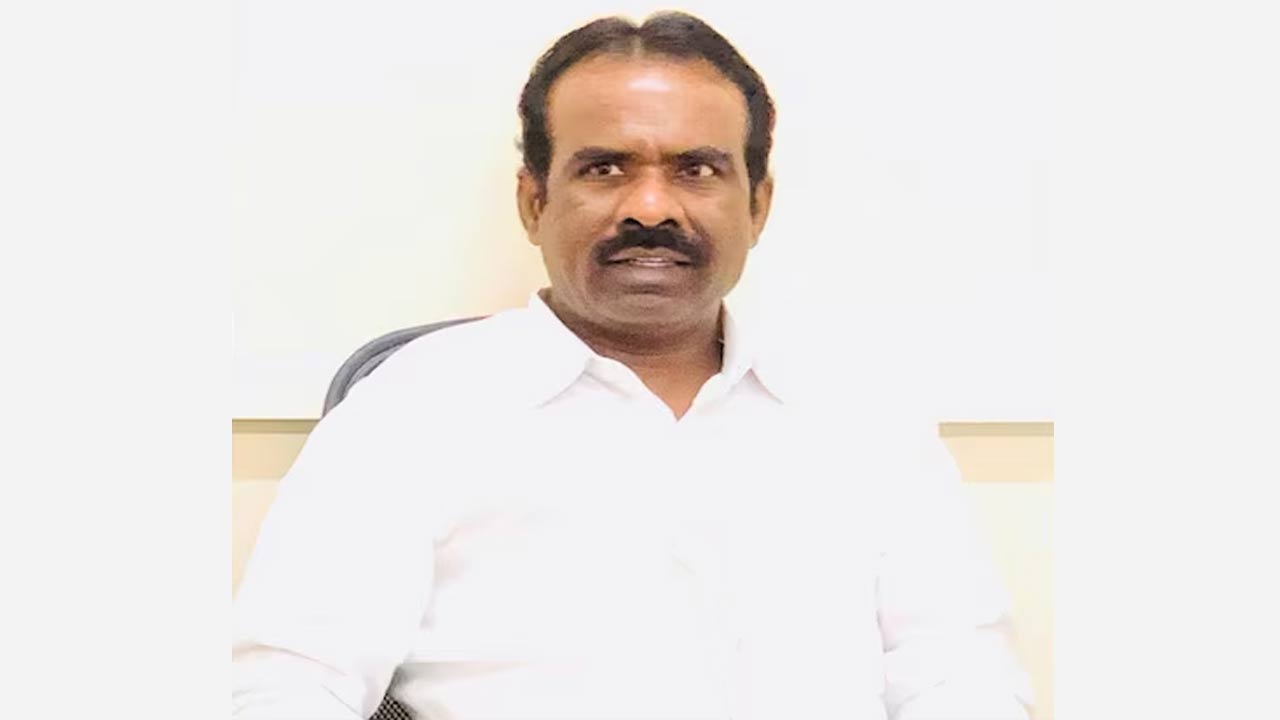 Karnataka: ముస్లిం ఐఏఎస్‌పై బీజేపీ నేత అనుచిత వ్యాఖ్యలు.. కర్ణాటకలో దుమారం