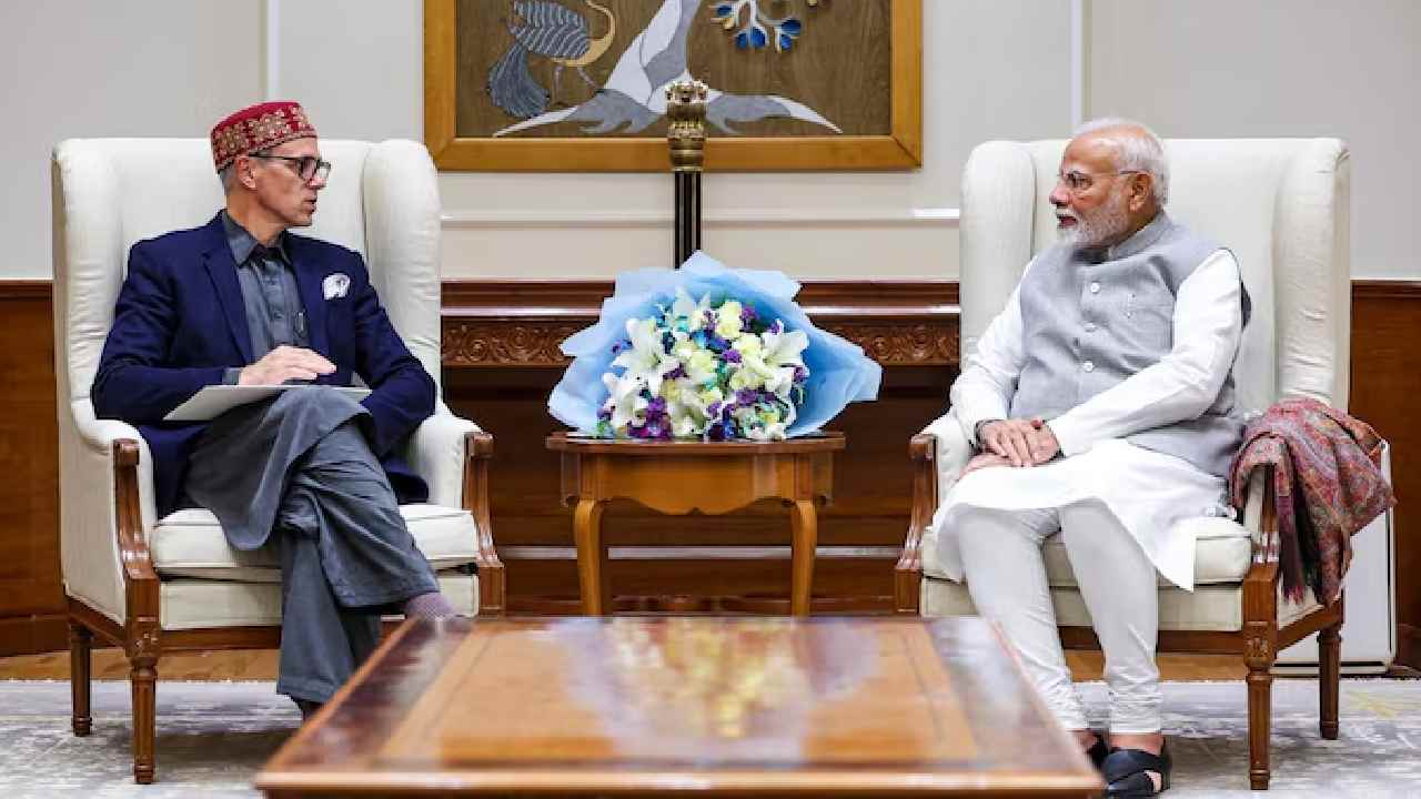 Pahalgam terror attack: ప్రధాని మోడీతో జమ్మూ కాశ్మీర్ సీఎం ఒమర్ అబ్దుల్లా భేటీ..