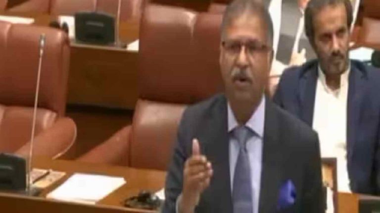 Pakistan: భారత్ ‘‘నీటి బాంబు’’తో ఆకలి చావులు తప్పవు.. పాకిస్తాన్ సెనెటర్ ఆందోళన..