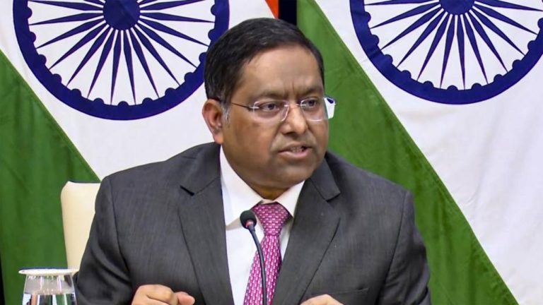 Randhir Jaiswal: ఉగ్రవాదం, చర్చలు కలిసి సాగవు.. మరోసారి పాక్‌కు తేల్చిచెప్పిన భారత్