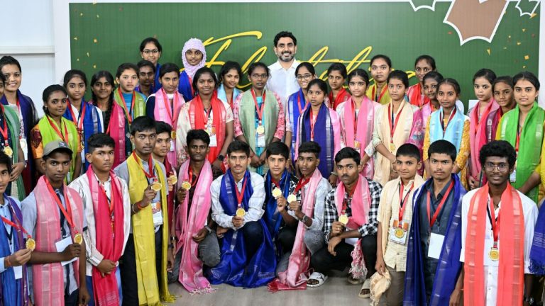 Nara Lokesh: స్కూల్ డేస్‌లో నేను లాస్ట్ బెంచ్.. మాది అల్లరి బ్యాచ్!