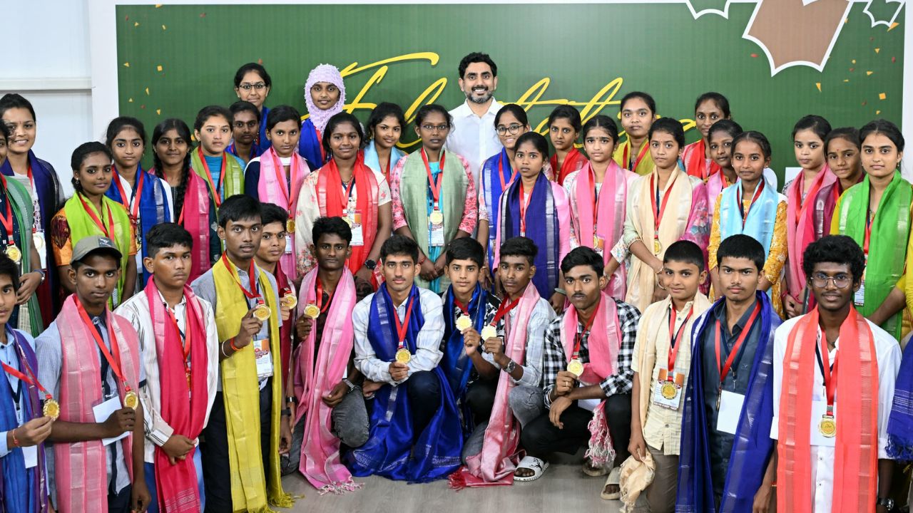 Nara Lokesh: స్కూల్ డేస్‌లో నేను లాస్ట్ బెంచ్.. మాది అల్లరి బ్యాచ్!