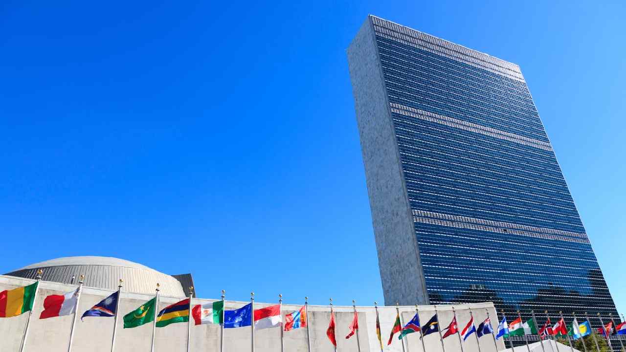 UN: ఐక్యరాజ్యసమితిలో “లేఆఫ్స్”.. 7000 ఉద్యోగాల తొలగింపు..!