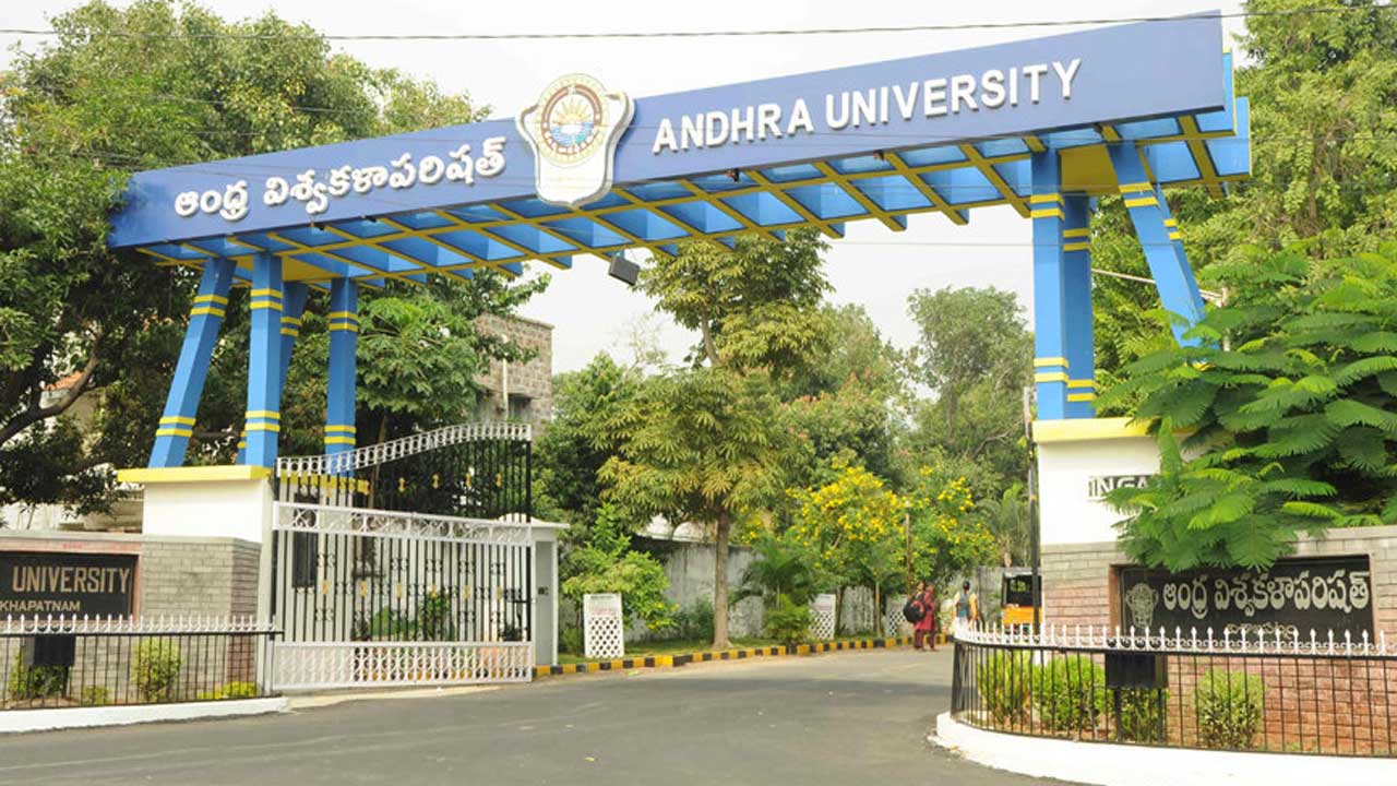 Hostels Closed at Andhra University: భారత్-పాక్‌ వార్.. ఏయూలో హాస్టళ్లు మూసివేత..!