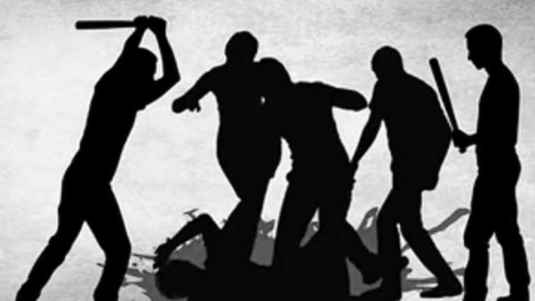 AP News: రౌడీ షీటర్ పప్పు రాయల్‌ను చావబాదిన క్రికెట్ ప్లేయర్స్!