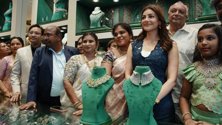 Gokulam Signature Jewels : ఘనంగా ప్రారంభమైన గోకులం సిగ్నేచర్‌ జువెల్స్‌ కొత్త షోరూమ్‌ కూకట్‌పల్లిలో..