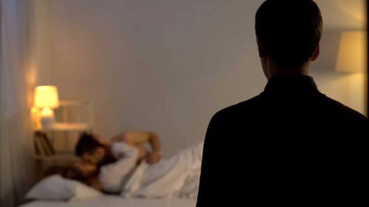 Illegal Affair : భర్త అన్నతో హనీమూన్‌.. ఆ పనిచేస్తుండగా దొరికేసిన భార్య