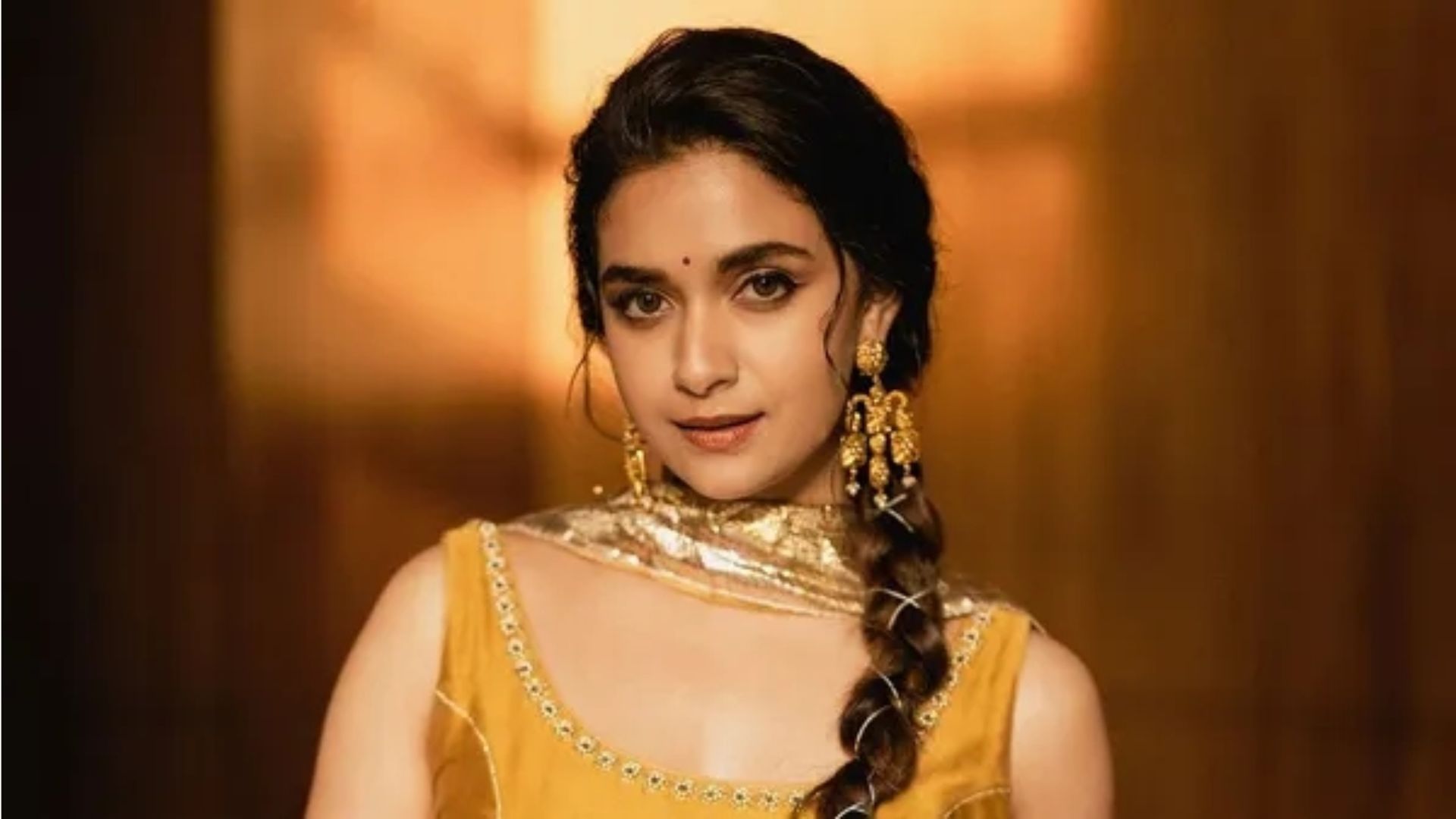 Keerthi Suresh : బాలీవుడ్‌లో మరో ఆఫర్ అందుకున్న కీర్తి సురేష్..