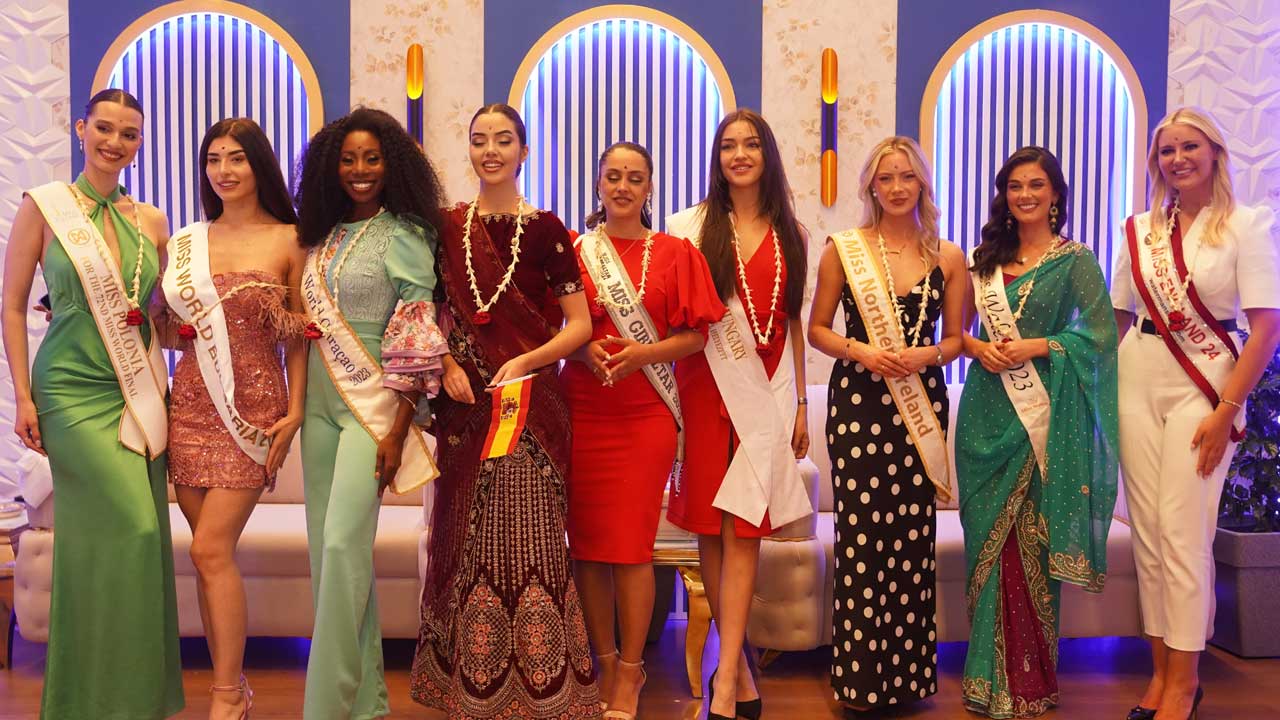 Miss World 2025 : హైదరాబాద్‌కు చేరుకున్న 51 దేశాల అందగత్తెలు