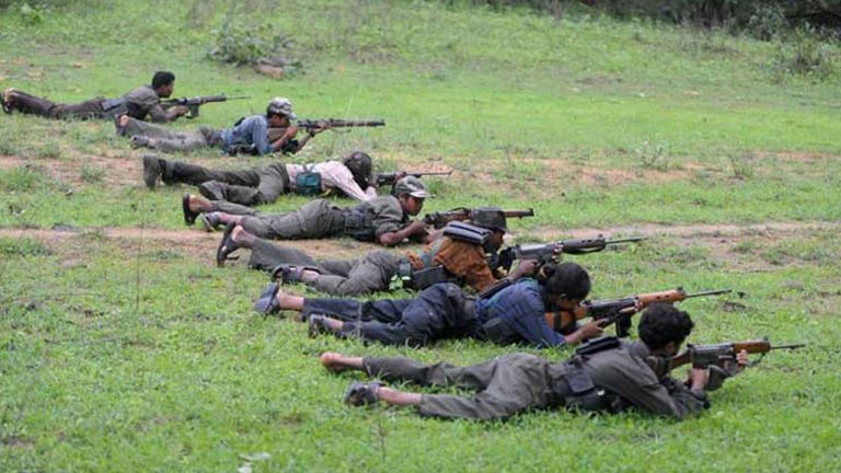 Big Shock To Maoists: ములుగు జిల్లాలో మావోయిస్టులకు భారీ షాక్.. 20 మంది అరెస్ట్
