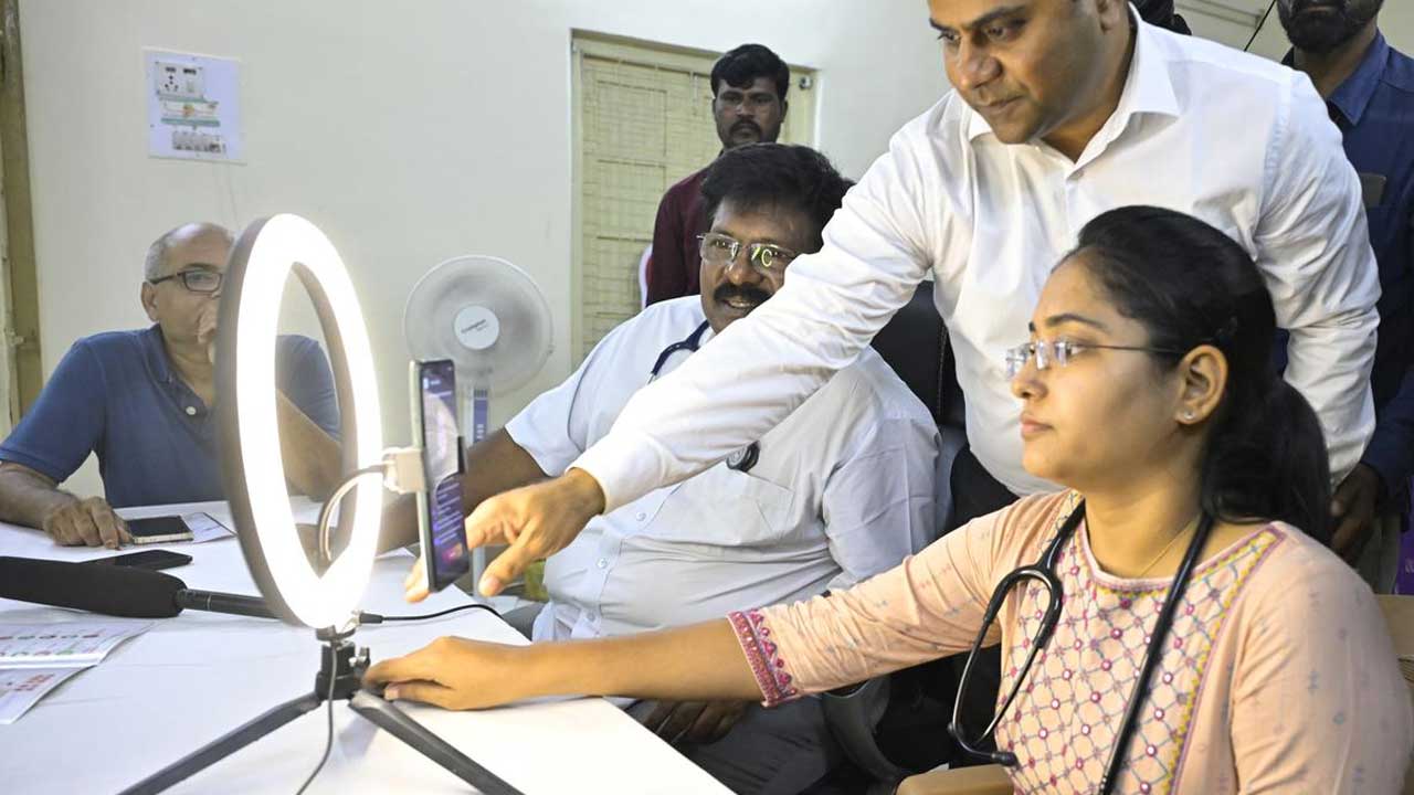 AI : అదిరింది.. హైదరాబాద్‌లో AIతో సూదిరహిత రక్త పరీక్షలు..