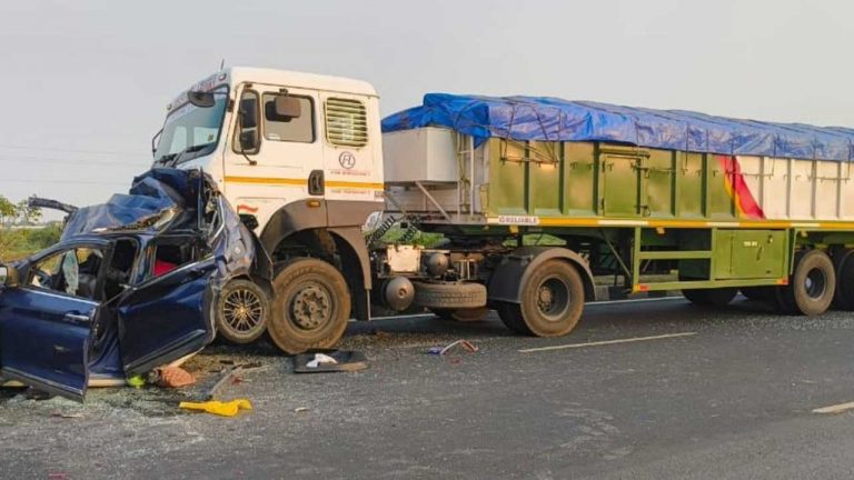 Road Accidents: ఒంగోలులో ఘోర రోడ్డు ప్రమాదం.. ఆరుగురు మృతి..