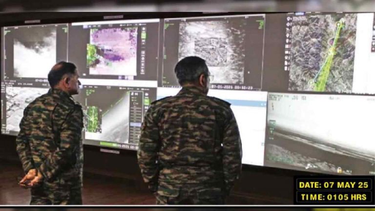 Operation Sindoor: ఆపరేషన్ సిందూర్ కొత్త ఫోటోలు.. త్రివిధ దళాధిపతుల పర్యవేక్షణ..