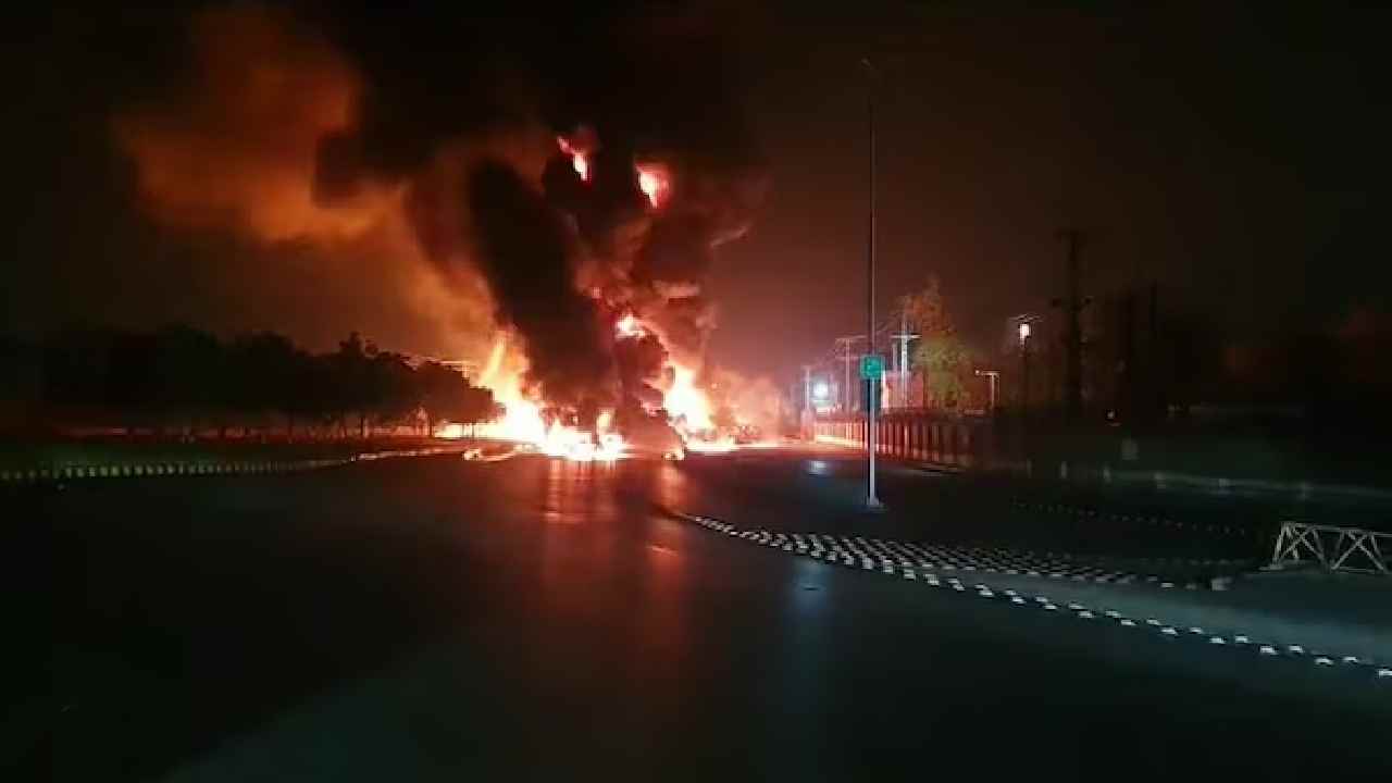 Operation Sindoor: పాకిస్తాన్ వ్యాప్తంగా భారీ దాడులు.. ఎయిర్ బేస్‌లు లక్ష్యంగా విరుచుకుపడిన భారత్..