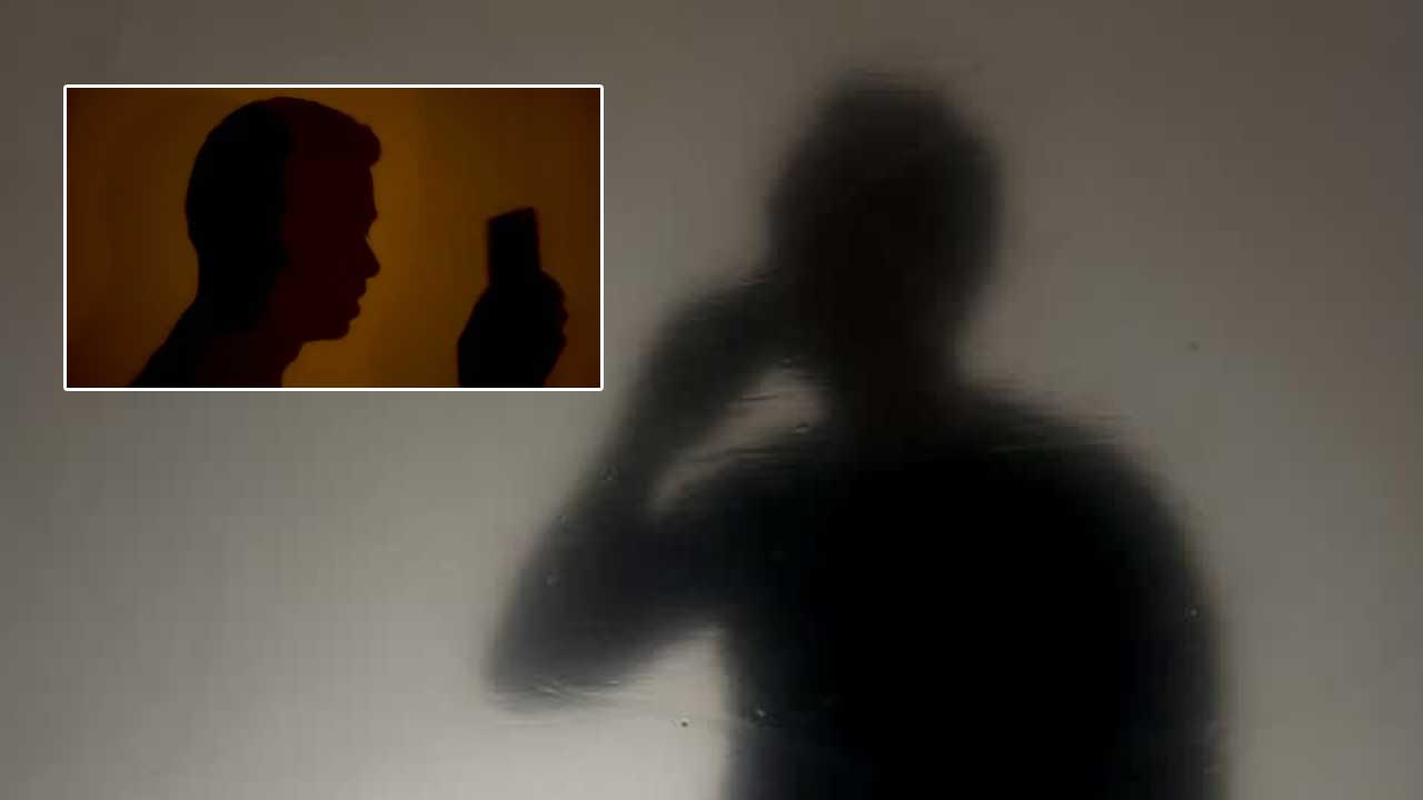 Son Calls his Father: నాన్నా నన్ను చిత్ర హింసలు పెట్టి చంపేస్తున్నారు..! సౌదీ నుంచి ఏపీ యువకుడి ఫోన్‌..