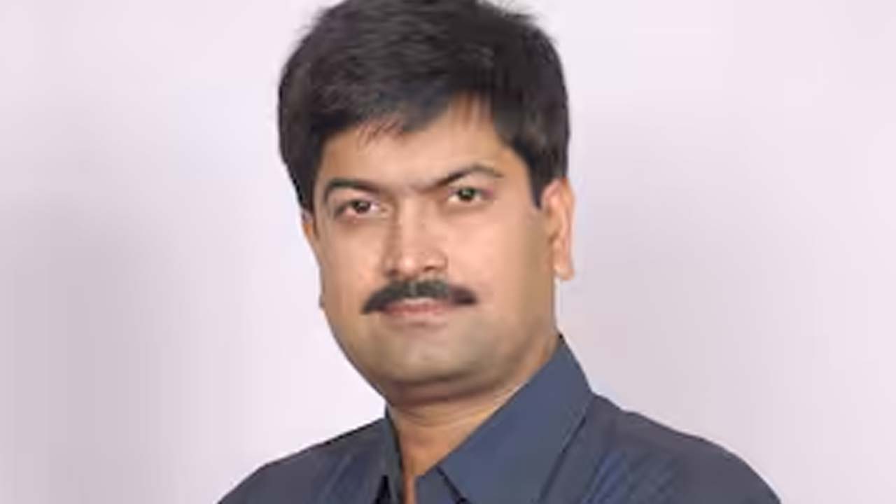 AP Liquor Scam: లిక్కర్ స్కాం కేసులో సిట్ కస్టడీలోకి సజ్జల శ్రీధర్ రెడ్డి..