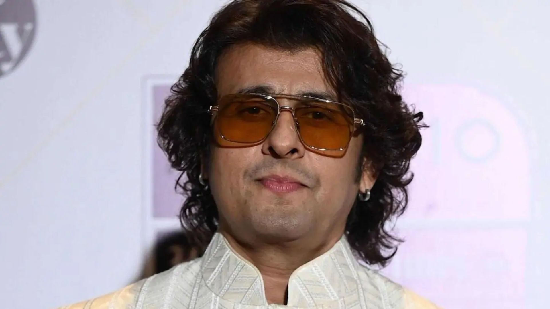 Sonu Nigam : క్షమాపణ చెప్పినా కూడా వదలడం లేదుగా..