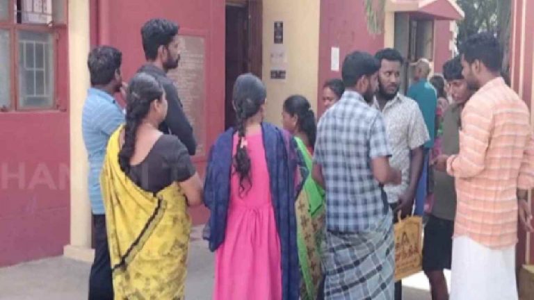 Loan recovery: లోన్ రికవరీ ఏజెంట్ల వేధింపులు భరించలేక రైతు ఆత్మహత్య..