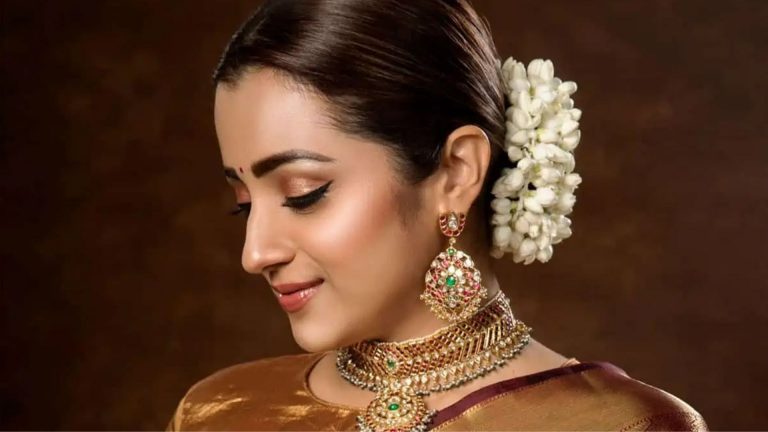 Trisha : తల్లికి కండిషన్ పెట్టిన త్రిష..