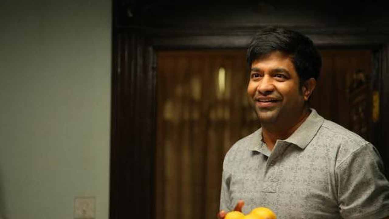 Vennela Kishore : ఆ మూవీ కోసం సర్జరీ చేసుకోమన్నారు.. వెన్నెల కిషోర్ కామెంట్స్..