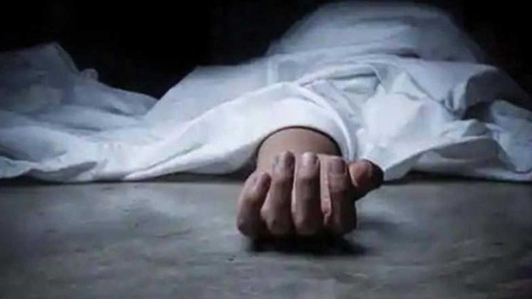 Crime News: విశాఖలో కలకలం రేపుతున్న గుర్తు తెలియని మృతదేహలు..