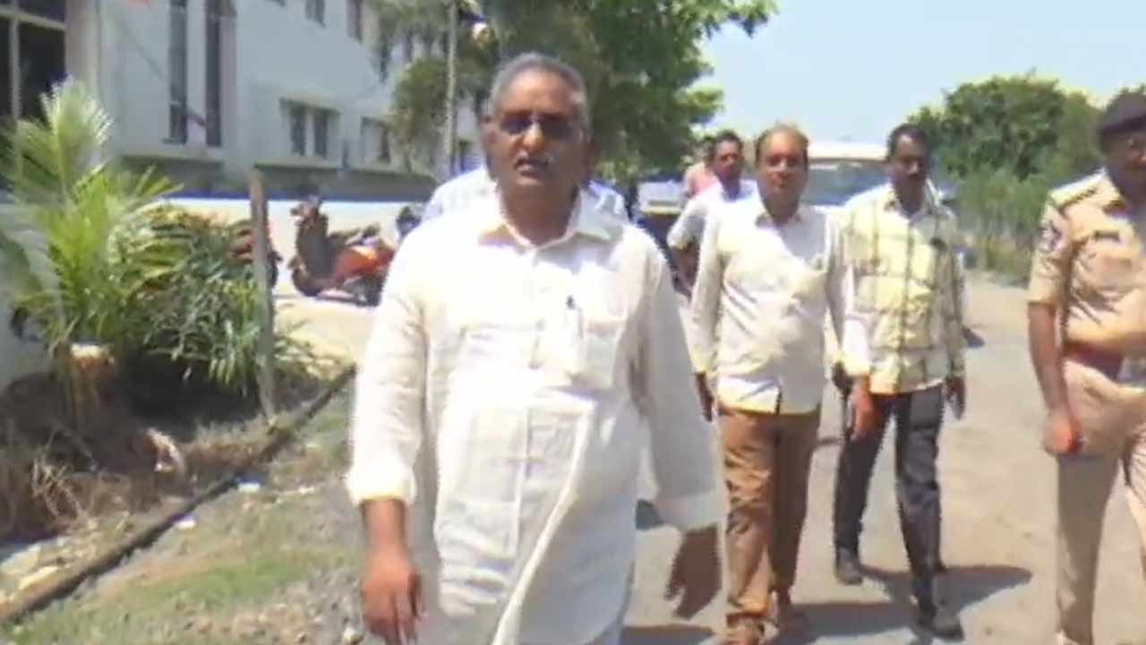 AB Venkateswara Rao: లాసెట్‌ రాసిన రిటైర్ట్‌ ఐపీఎస్‌ ఆఫీసర్‌..