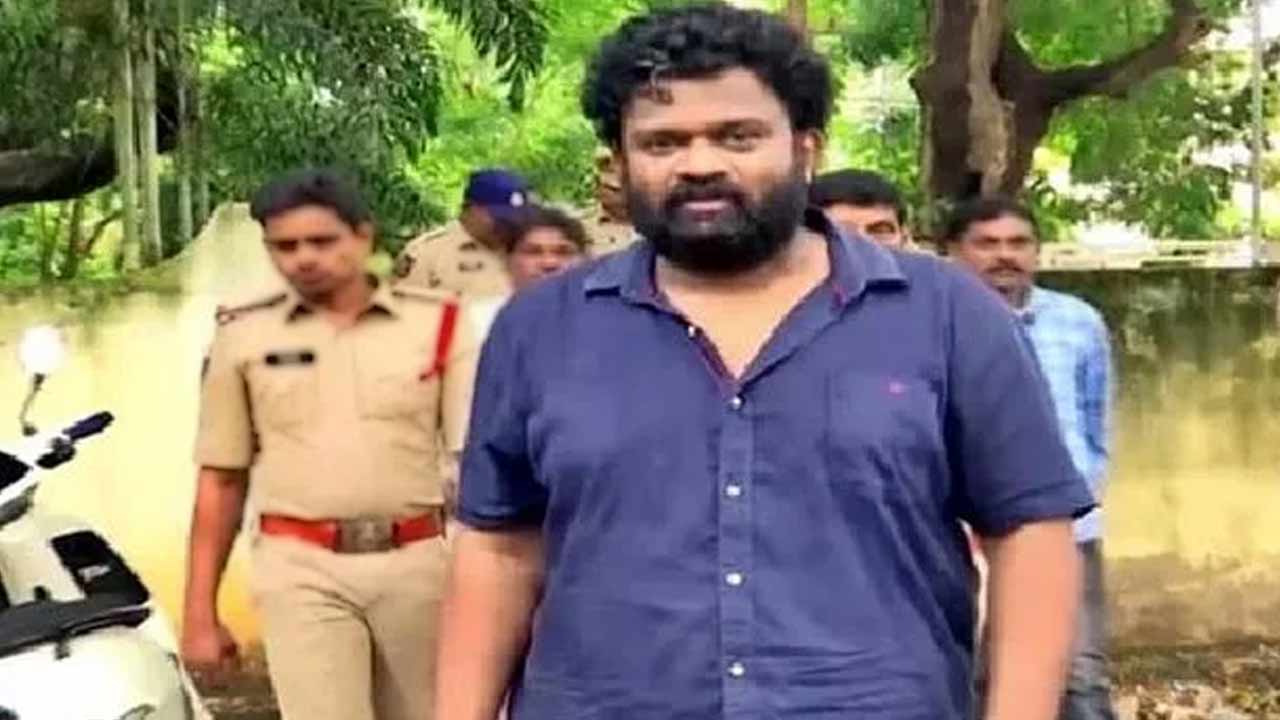 Borugadda Anil:  జైలు నుంచి విడుదలైన బోరుగడ్డ అనిల్‌..