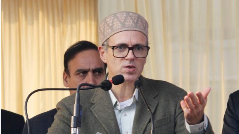 CM Omar Abdullah: ఉద్యోగ నియామకాల రిజర్వేషన్ అంశంపై విపక్షాలపై సీఎం ఆగ్రహం..!