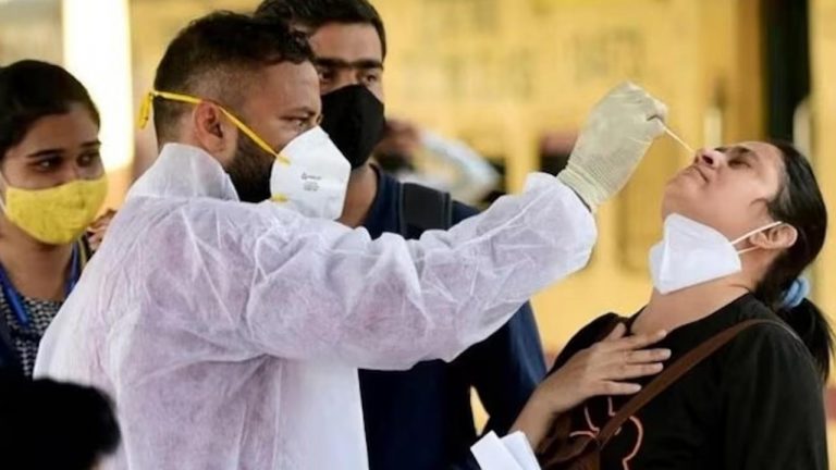 Corona Virus: భారత్⁬లో విజృంభిస్తున్న కరోనా.. ఒక్కరోజే ఎన్ని కేసులంటే..?