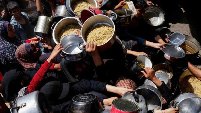 Israel Hamas War: చక్కెర రూ. 5000, ఆయిల్ రూ. 4000.. దుర్భరంగా గాజా ప్రజల పరిస్థితి..