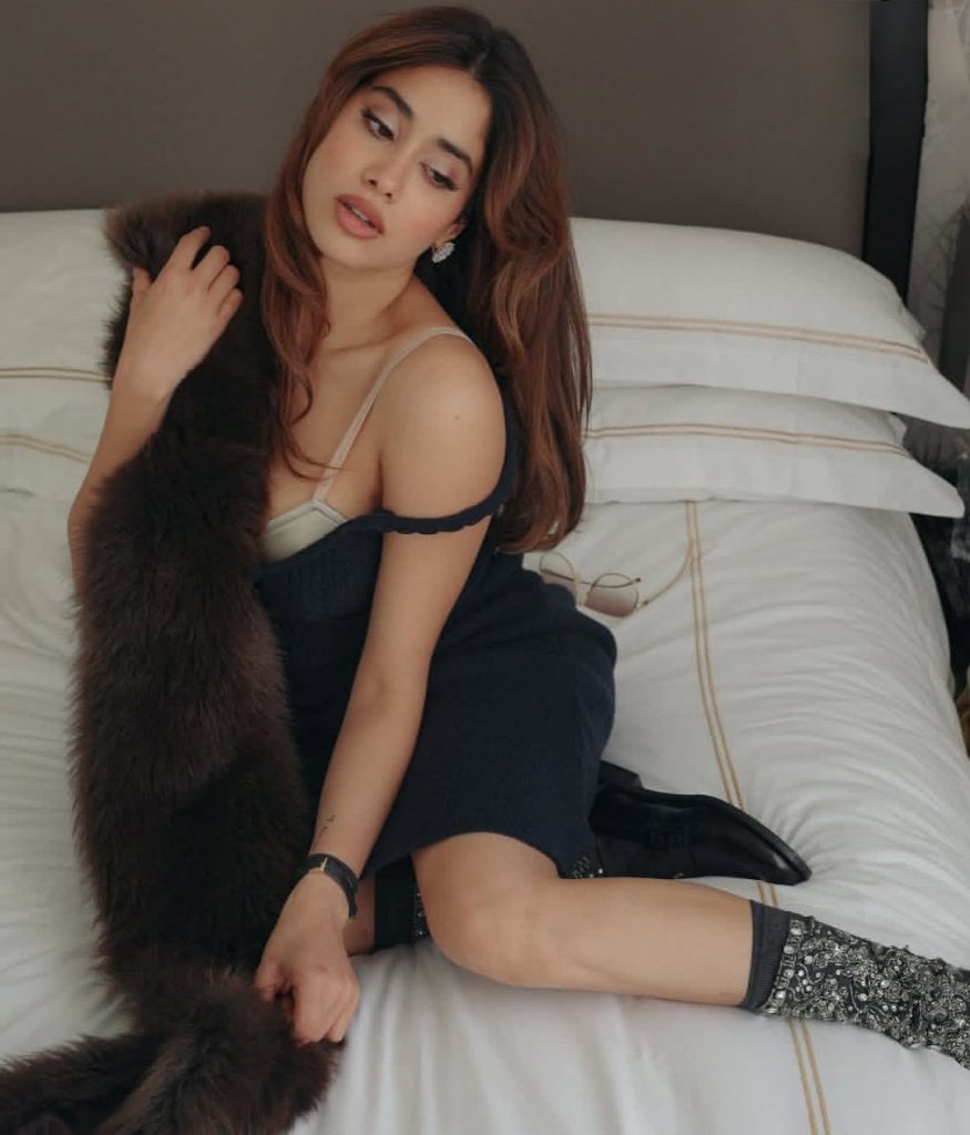 Gtijdambqaeugmm Copy